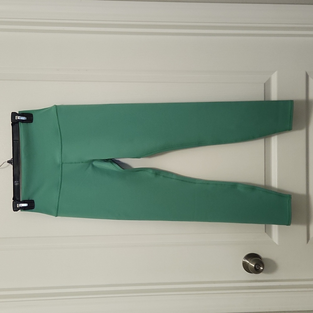 Alo NWOT 7/8 High-Waist Airbrush